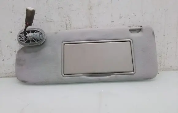 Toyota Avensis T250 Sun visor