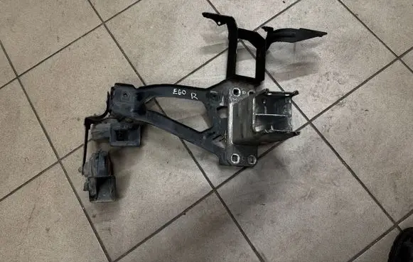 BMW 5 E60 E61 Front bumper shock/impact absorber 7163484 5164716348405 51647163484
