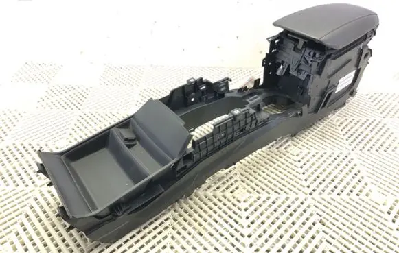 Ford Mondeo MK V Armrest 