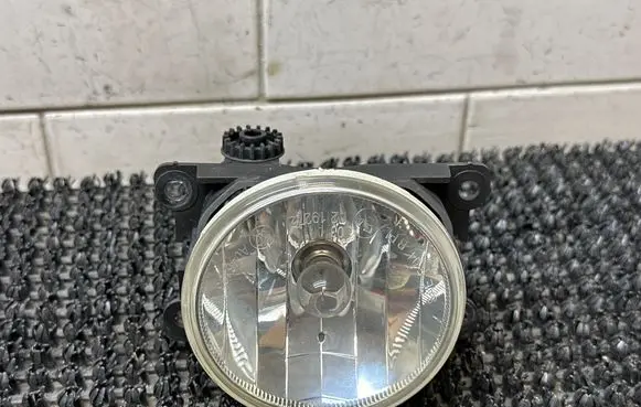 Peugeot 207 Front fog light 9685425280