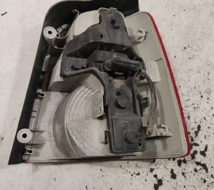 Volkswagen Touran I Rear/tail lights 1T0945111E