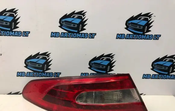 Jaguar XF X250 Rear/tail lights 8X2313405BC