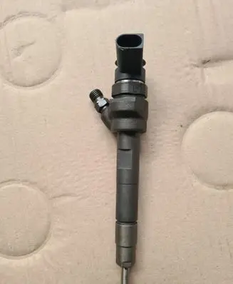 Fuel injector