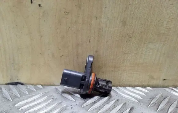 Opel Astra J Camshaft speed sensor 55565708