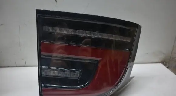 Tesla Model X Tailgate rear/tail lights 1565496 p00138450