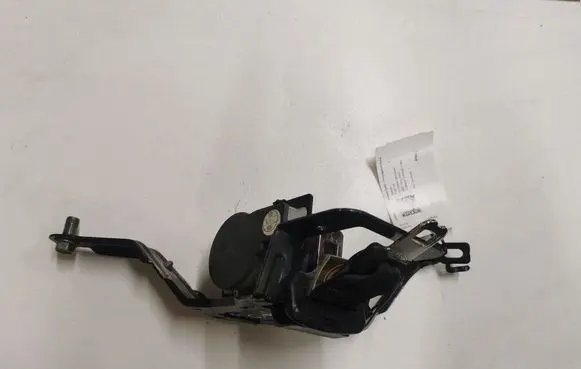 Mazda 5 Middle seatbelt (rear) BGE030007