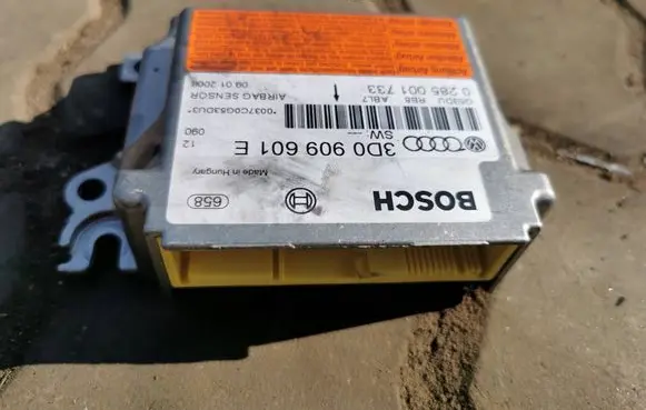 Volkswagen Phaeton Airbag control unit/module 3D0909601E