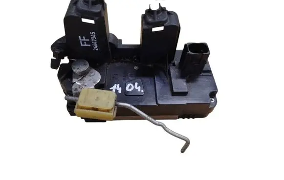 Opel Signum Rear door lock 24447345