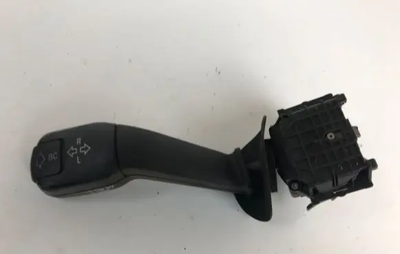 BMW 5 E39 Indicator stalk 8352172 01100410