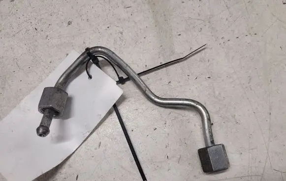 Audi A4 S4 B8 8K Fuel injector supply line/pipe
