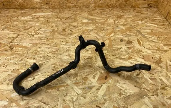 Volkswagen Golf VII Engine coolant pipe/hose 5QE122058K