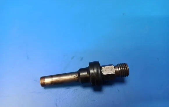 Mercedes-Benz S W126 Fuel injector 0437502010