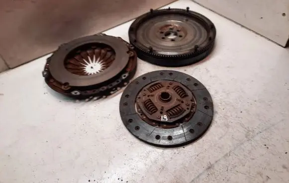 Skoda Roomster (5J) Clutch set kit 037105273C