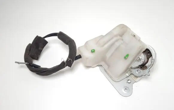 Mazda 5 Sliding door lock 