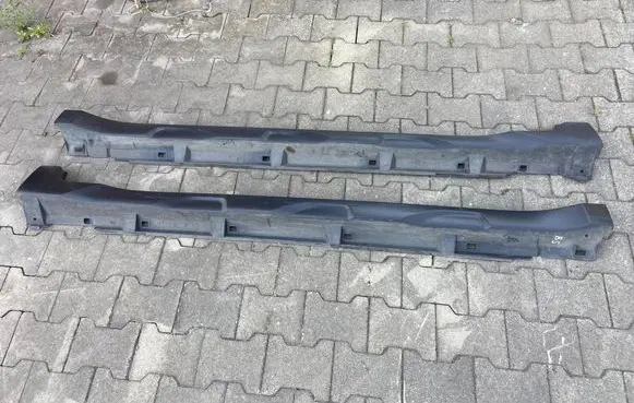 Subaru Outback (BS) Foot area side trim 