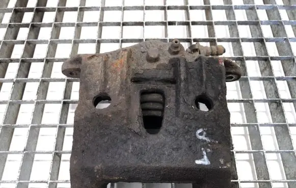 Volkswagen Transporter - Caravelle T4 Front brake caliper