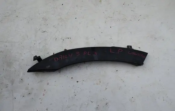 Iveco Daily 5th gen Front arch trim 