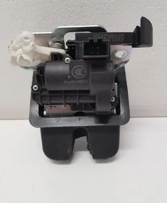 Volkswagen Touran III Tailgate/trunk/boot lock/catch/latch 5TA827505D
