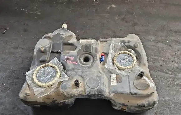 Ford Kuga I Fuel tank 9V419002BB IMPRK1562347