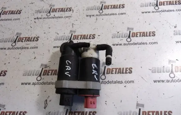 Honda CR-V Windscreen/windshield washer pump