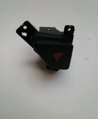 Hyundai i30 Hazard light switch 864W0140