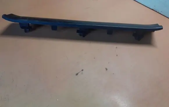 Mazda CX-7 Front sill trim cover EG2168720