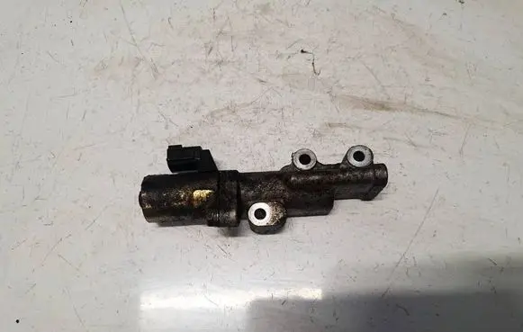 Nissan 350Z Camshaft vanos timing valve