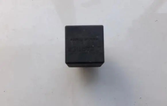 Peugeot 405 Other relay 25a03501 25a-03501