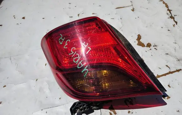 Toyota Yaris Rear/tail lights