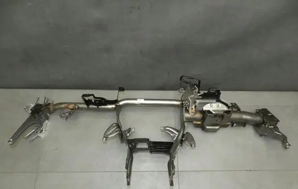 Volkswagen Jetta VI Dashboard cross member/frame bar 