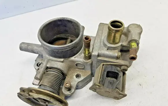 Mazda 323 Throttle valve nr950