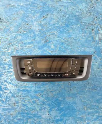 Seat Ibiza IV (6J,6P) Climate control unit 6J0820043
