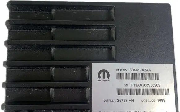 Chrysler Pacifica Sound amplifier 68441782AA