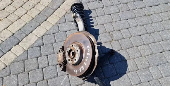 BMW X5 E70 Front wheel hub 6773784