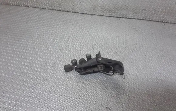 Opel Combo C Sliding door middle roller runner 24403082