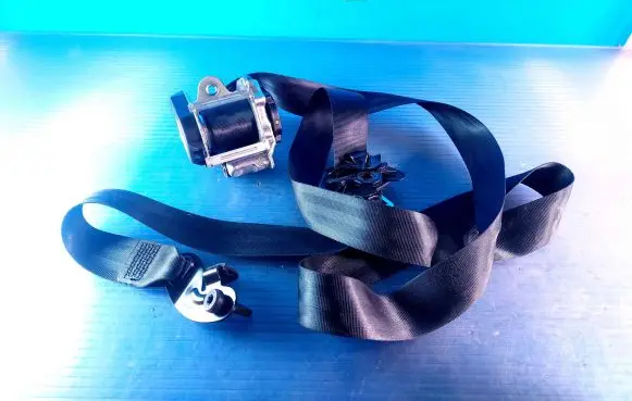Ford Focus Front seatbelt JX7BA61295BEW 635964500C