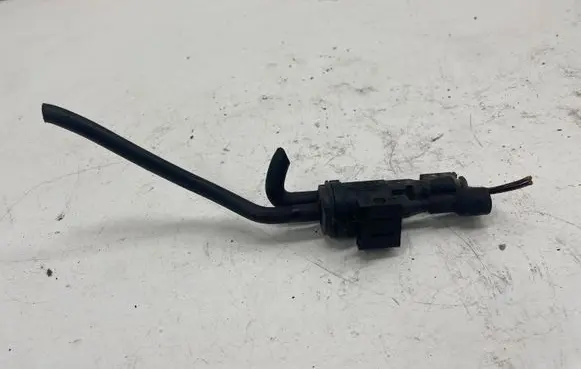 Mercedes-Benz E C207 W207 Vacuum valve 0025407097