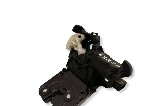 Audi A6 S6 C6 4F Tailgate/trunk/boot lock/catch/latch 8P4827505D