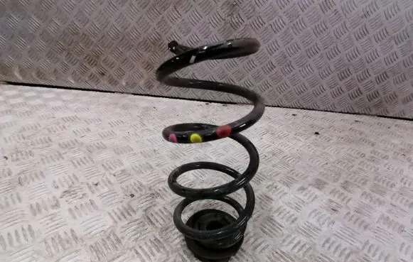 Renault Captur II Rear coil spring