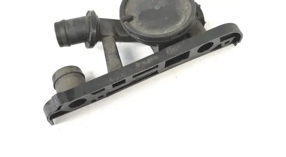 Volkswagen Golf VI Other devices 06F129101F