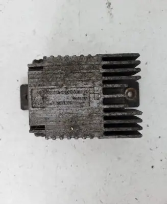 Mercedes-Benz A W168 Coolant fan relay A0275458032 F5001004