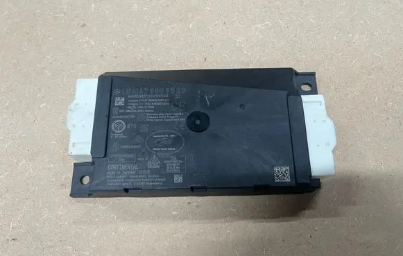 Mercedes-Benz A W177 Keyless (KESSY) go control unit/module A1679009523