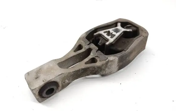 Engine mount bracket