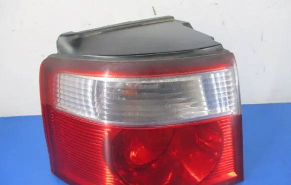 KIA Carens I Rear/tail lights OK2FB51140L