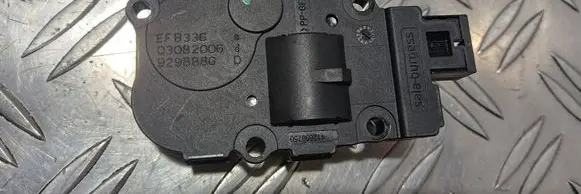 Mercedes-Benz R W251 Air flap motor/actuator 929888G