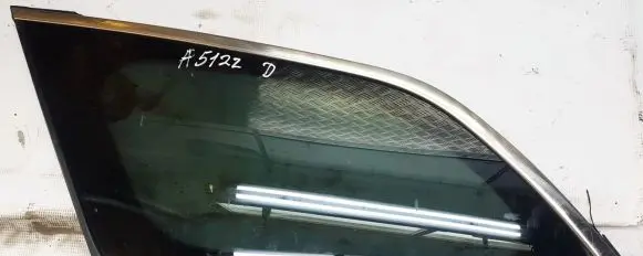Toyota Avensis T270 Rear side window