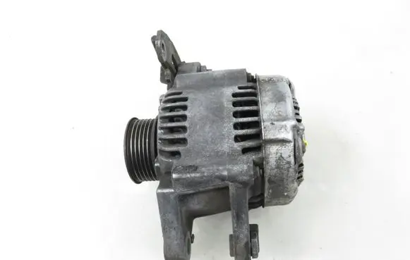 Toyota Yaris Generator/alternator 