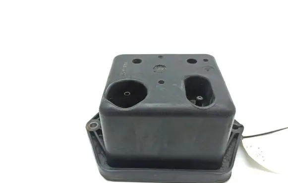 Vacuum air tank