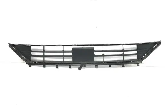 Ford Focus Front bumper lower grill JX7B17K945T