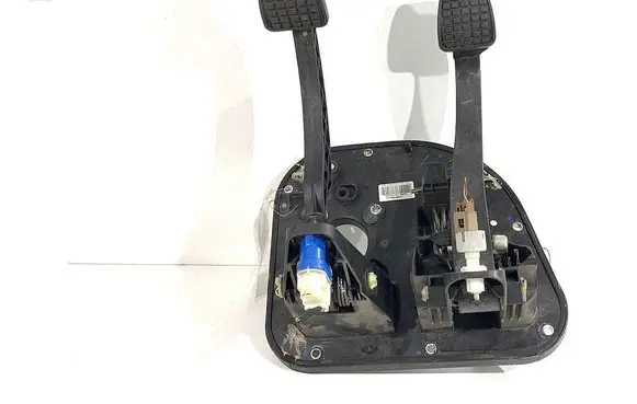 Iveco Daily 6th gen Pedal assembly 5801492032